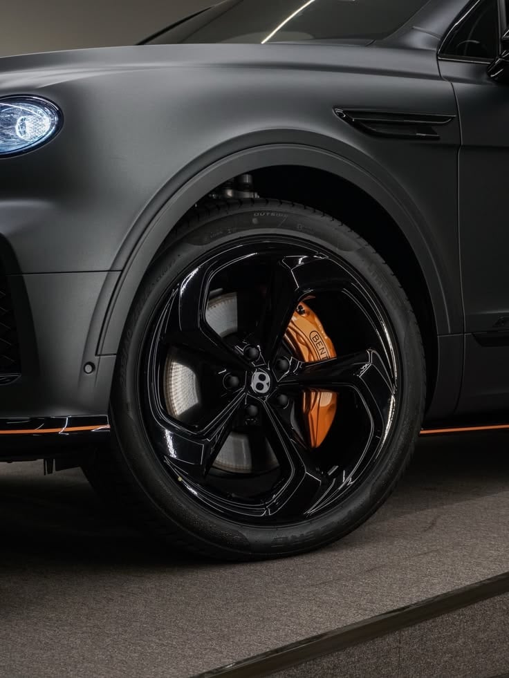 Bentley Bentayga 1
