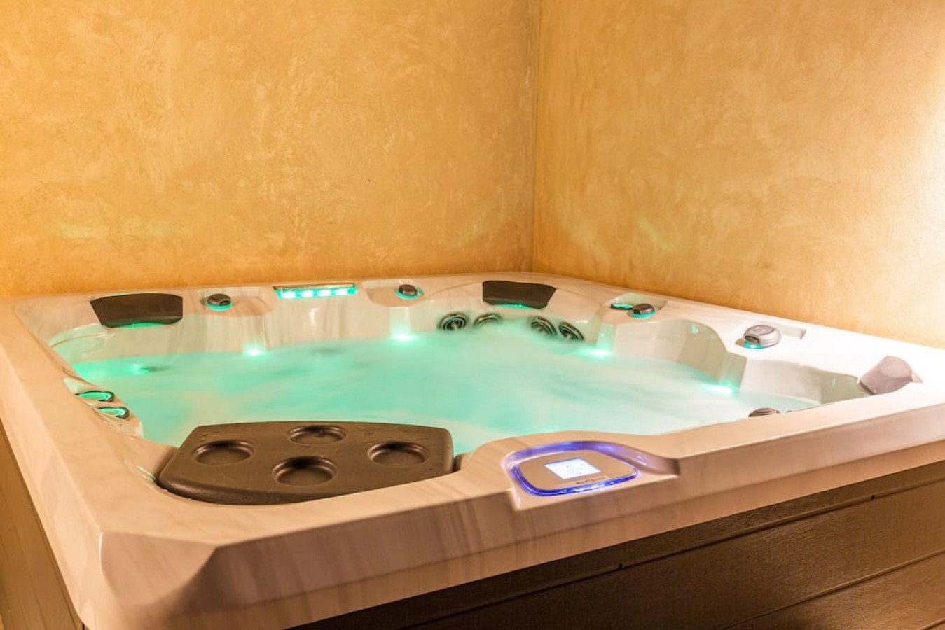 Villa 103, jacuzzi privé 2