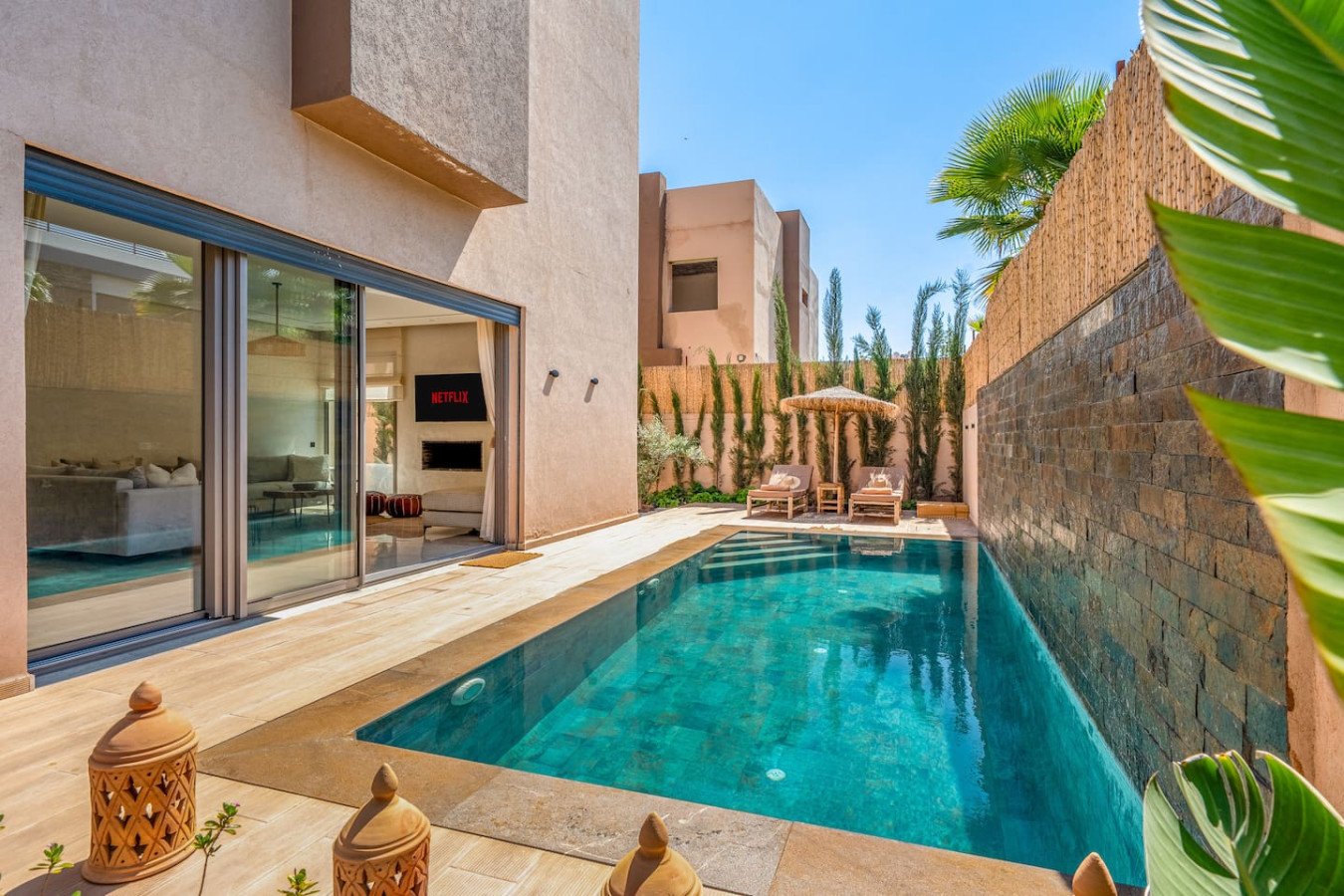 Villa Tasoultante, intérieurs design et piscine privée 4