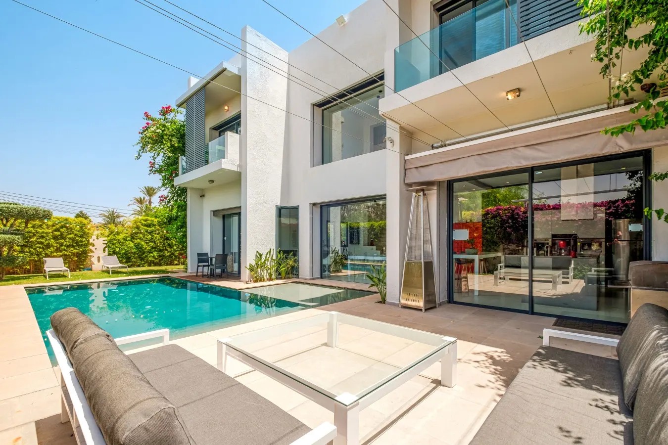 Villa Haut Standing, piscine privée à 5 min de Guéliz