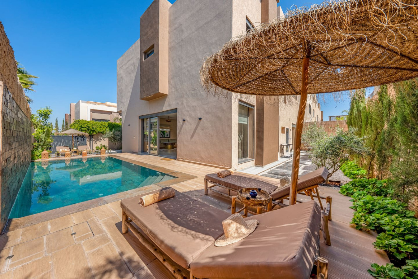 Villa Tasoultante, intérieurs design et piscine privée